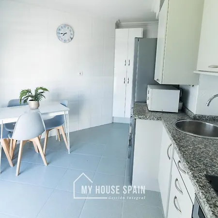 Myhousespain - Playa De Poniente, Con Vistas Al Mar Y Parking Gratuito *