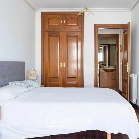 Myhousespain - Playa De Poniente, Con Vistas Al Mar Y Parking Gratuito Apartman *