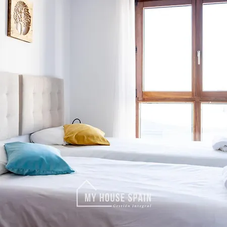 Διαμέρισμα Myhousespain - Playa De Poniente, Con Vistas Al Mar Y Parking Gratuito Χιχόν