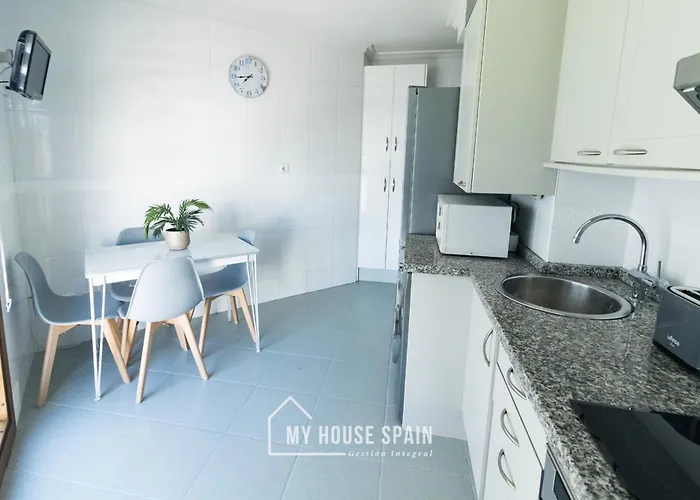 Myhousespain - Playa De Poniente, Con Vistas Al Mar Y Parking Gratuito *