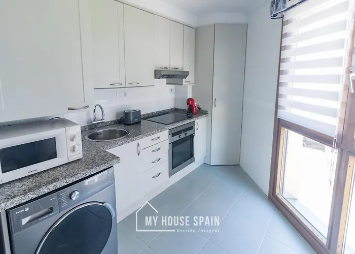 Myhousespain - Playa De Poniente, Con Vistas Al Mar Y Parking Gratuito