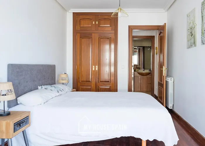 Myhousespain - Playa De Poniente, Con Vistas Al Mar Y Parking Gratuito Διαμέρισμα *